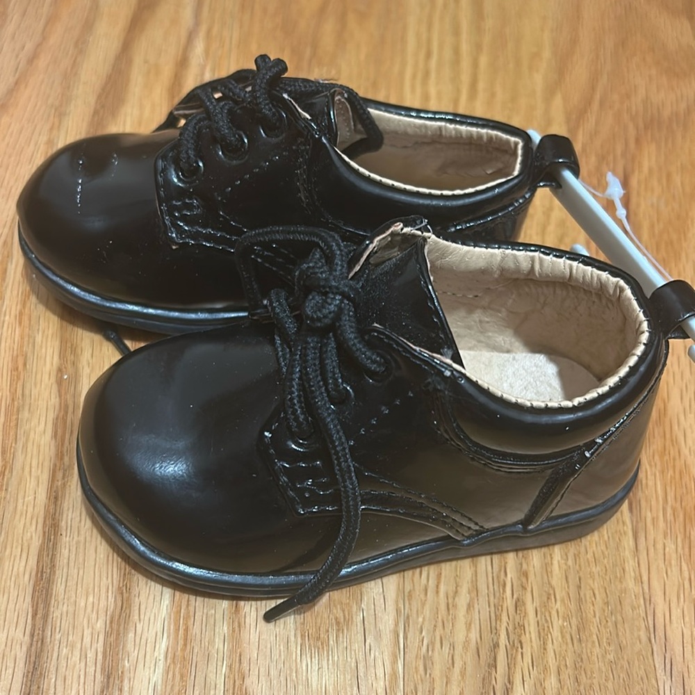 TENDERTOES Boys Formal Dress Shoes Size 3